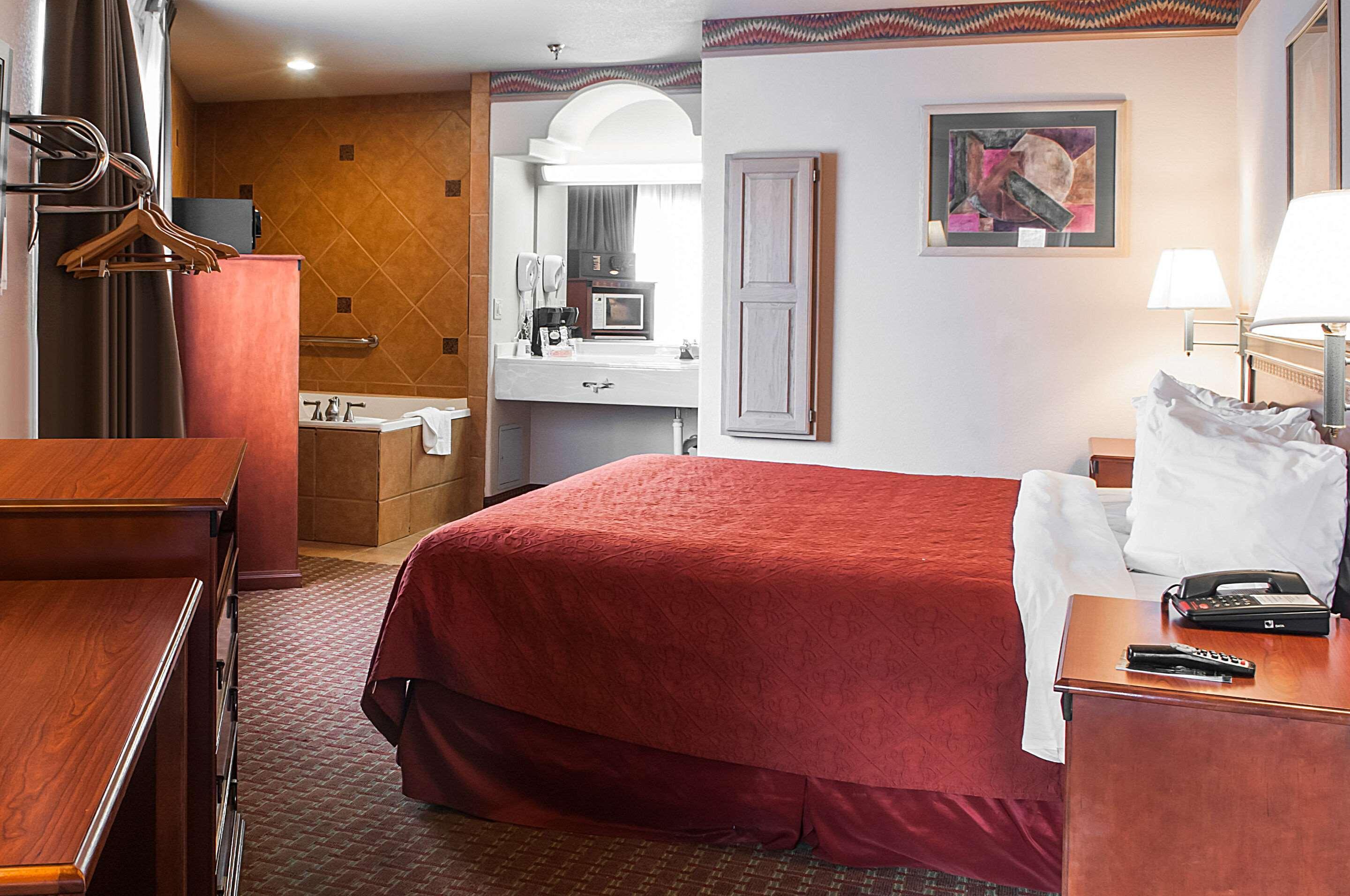 Quality Inn & Suites Las Cruces - University Area Kültér fotó