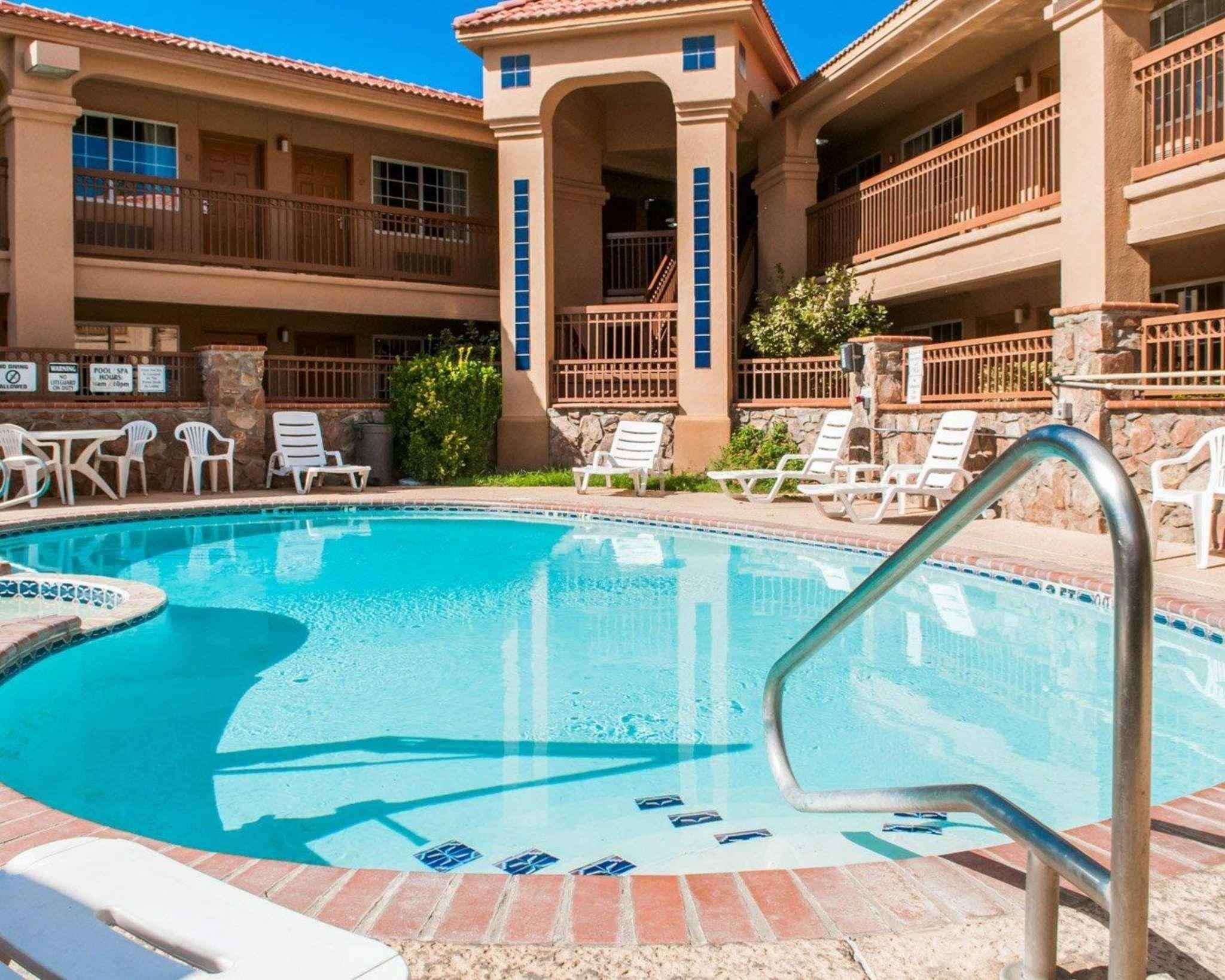 Quality Inn & Suites Las Cruces - University Area Kültér fotó