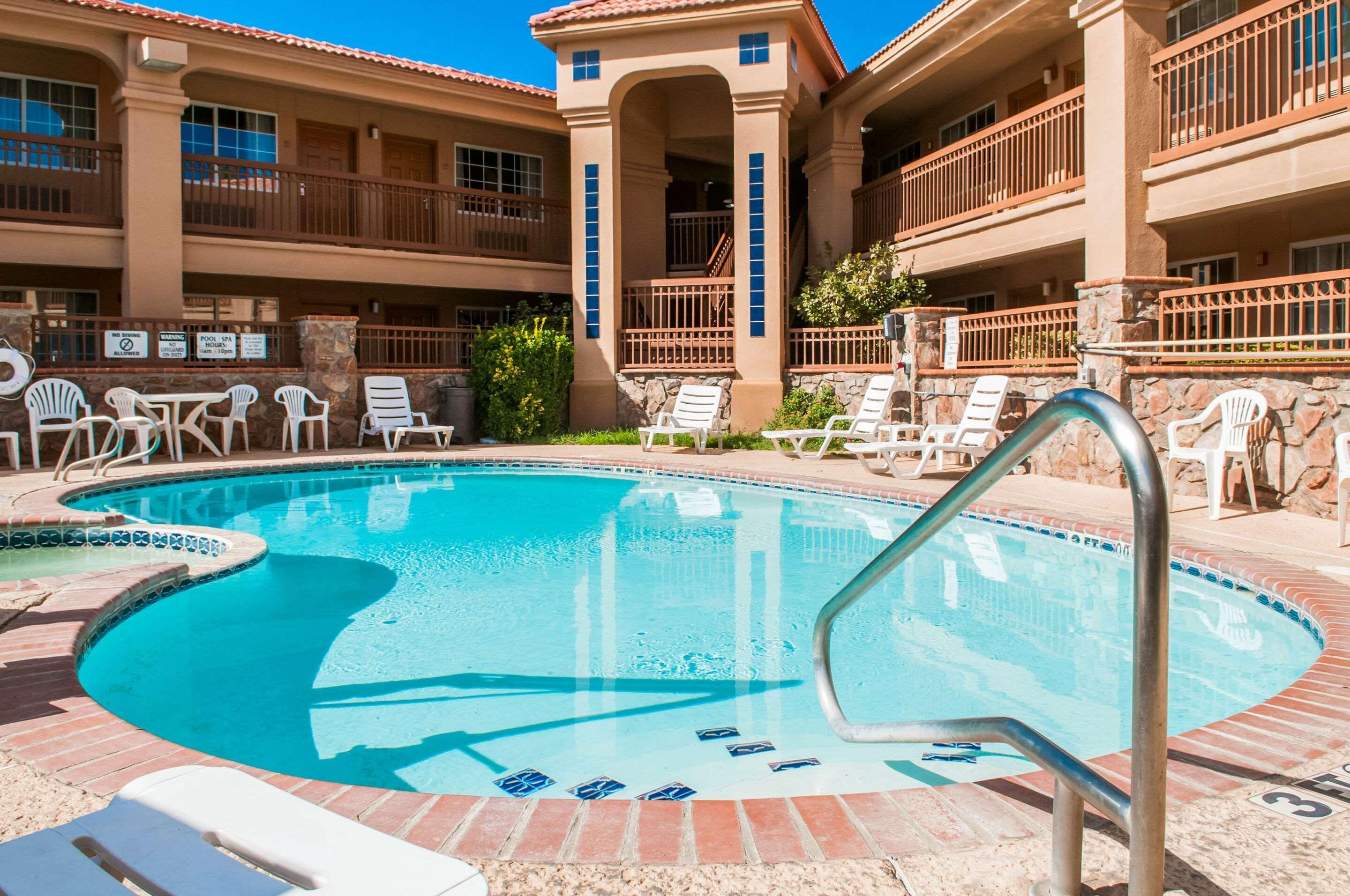 Quality Inn & Suites Las Cruces - University Area Kültér fotó